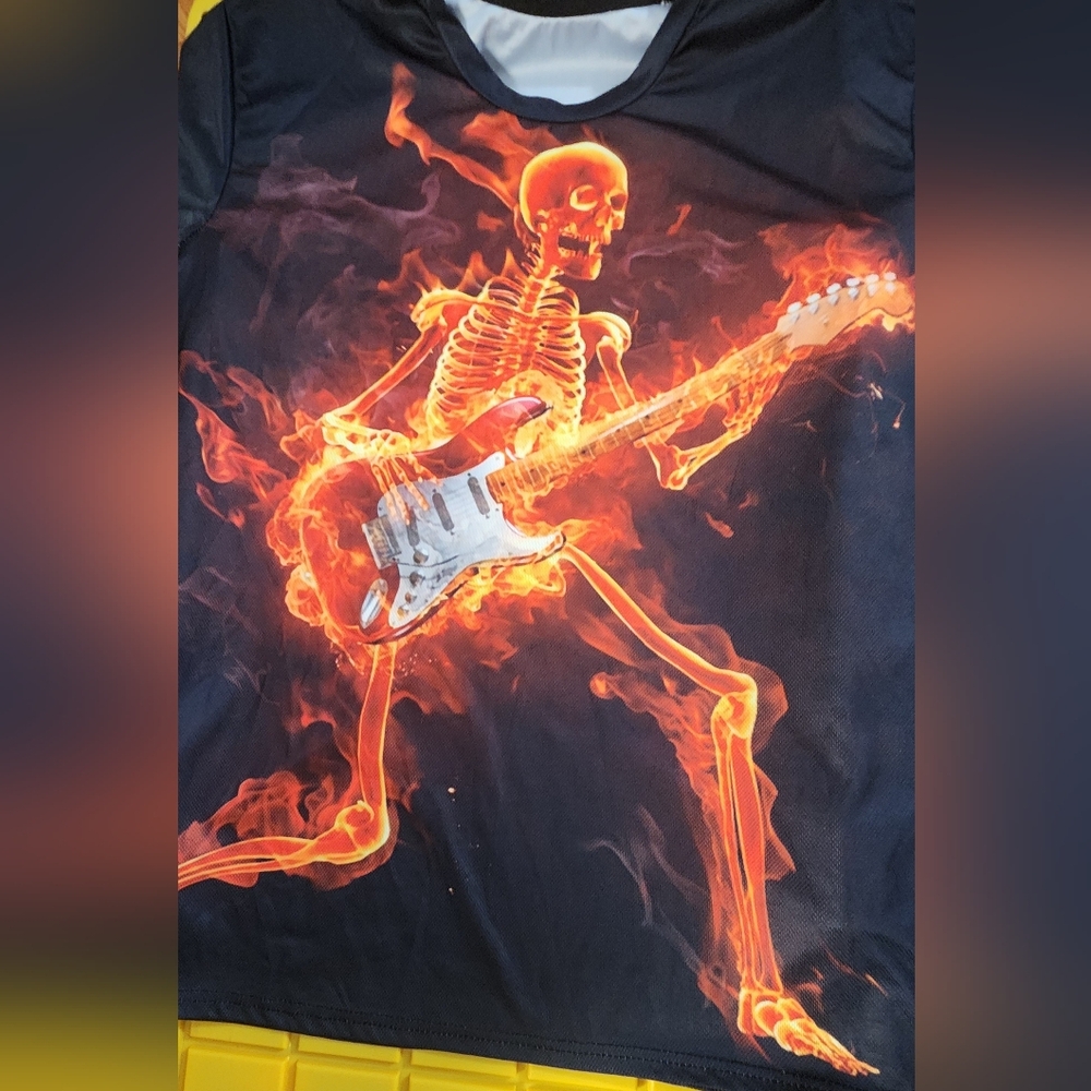 MEN'S SHIRT XLARGE FIERY SKELETON GUITAR PLAYER